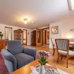 Arkadia Apartament *